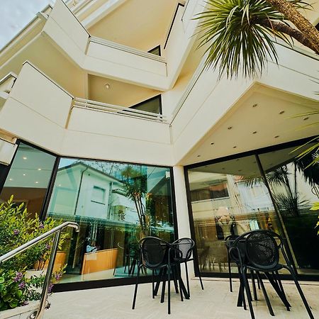 Hotel President Riccione Exterior foto
