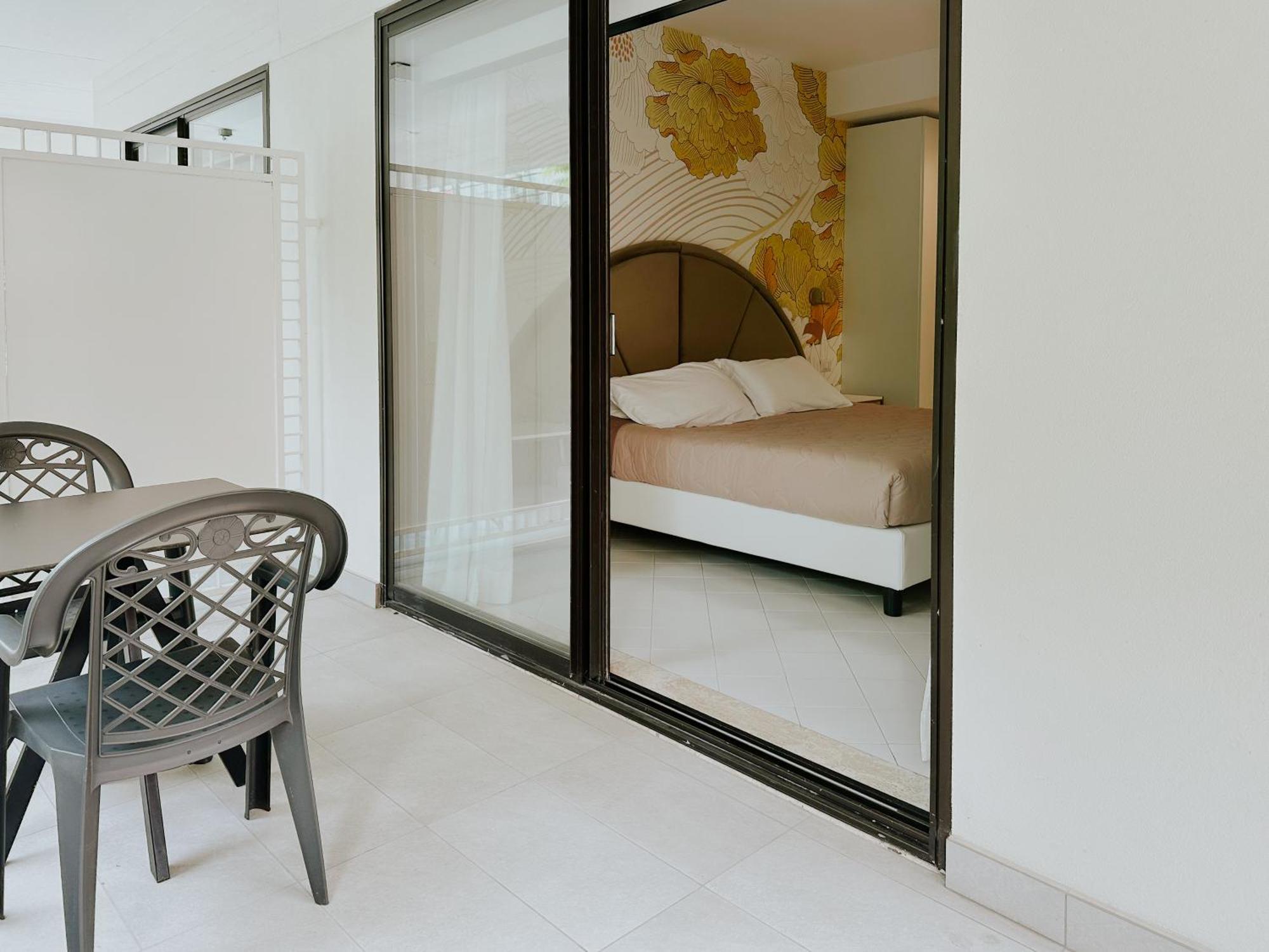Hotel President Riccione Exterior foto